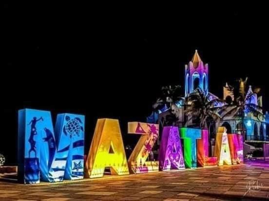 Vila Casa Brisa Y Departamentos! A 3 Min La Playa&Malecon Mazatlán Exteriér fotografie